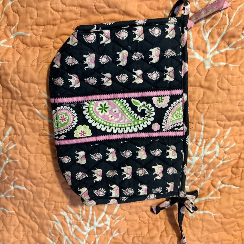 Vera Bradley Black and Pink Elephant Shoulder Bag and Cosmetic Bag - Picture 5 of 6